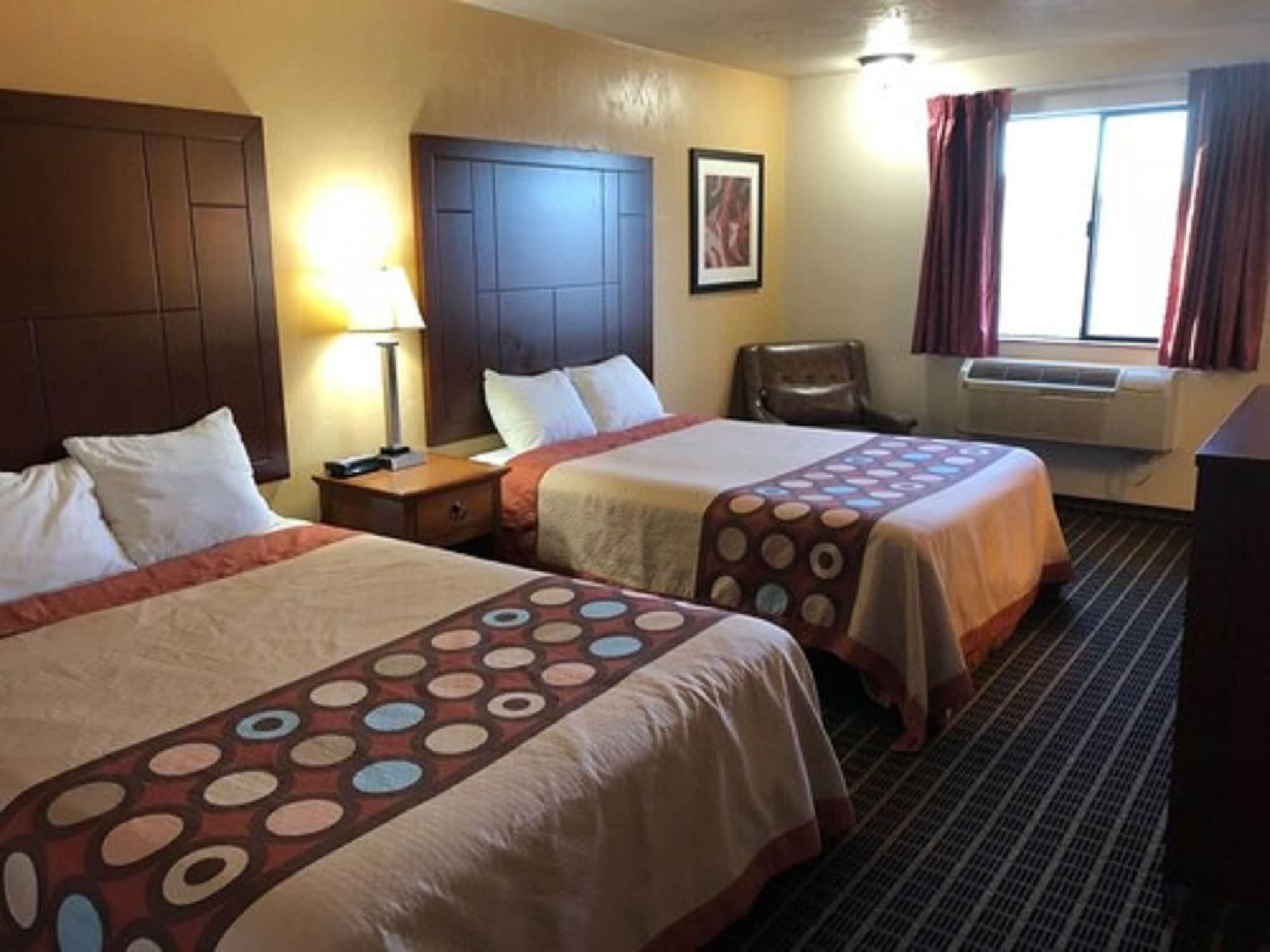 ซูเปอร์ 8 บาย วินด์แฮม แคลมัทฟอลส์ Hotel เคลมัทฟอลส์ ภายนอก รูปภาพ